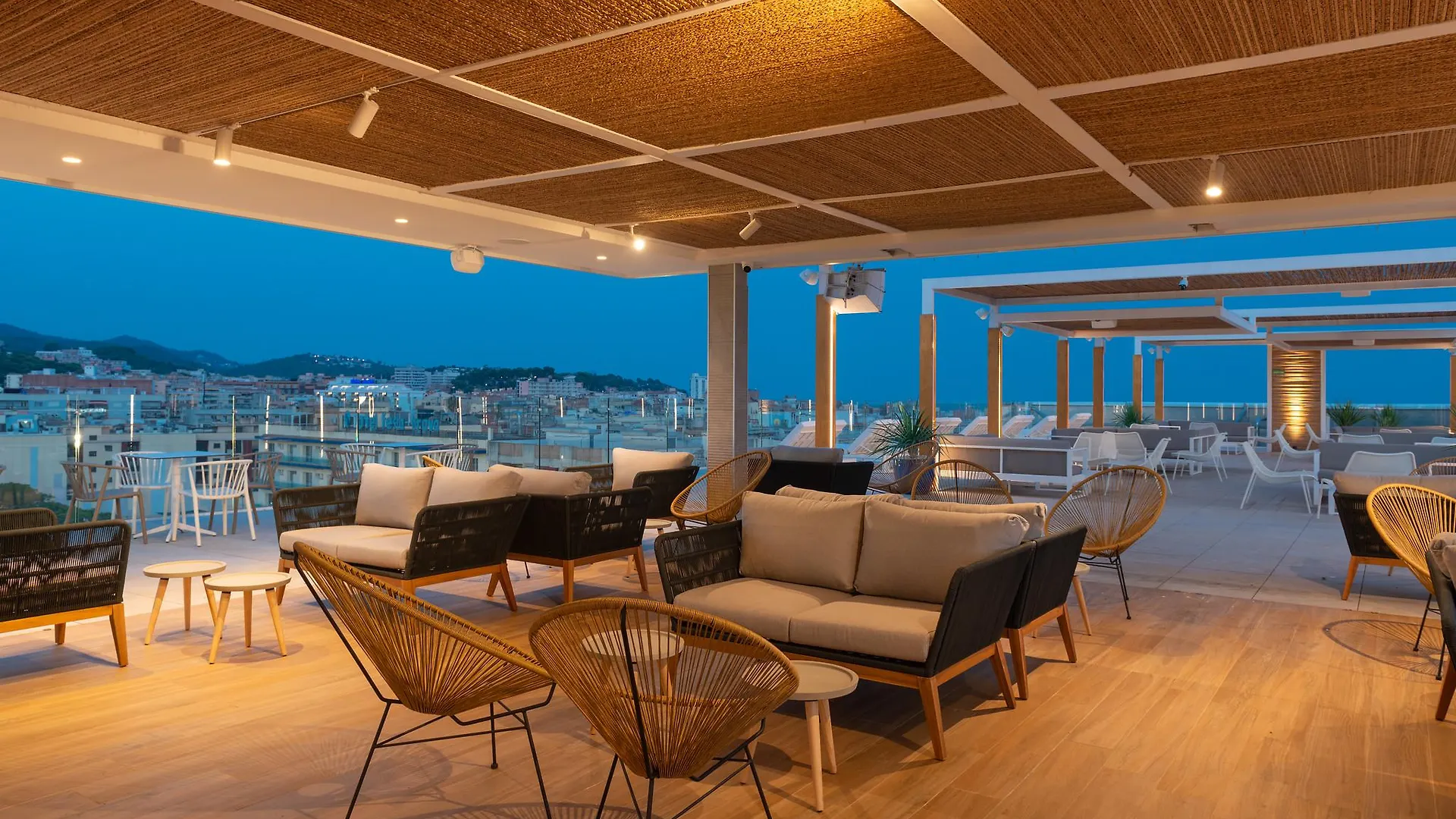 L'Azure Hotel 4* Sup 료렛 드 마르