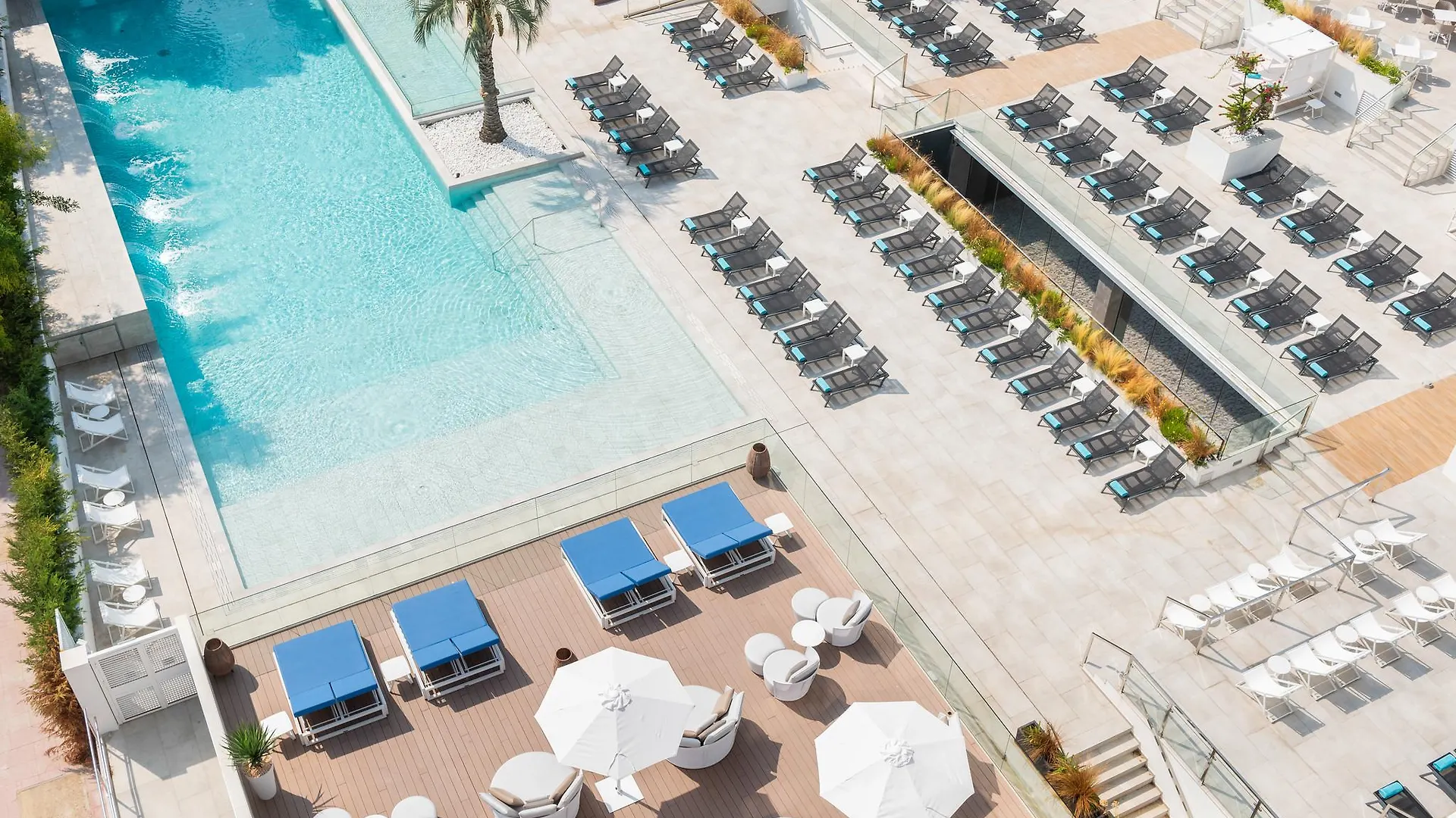 יורט דה מאר L'Azure Hotel 4* Sup  יורט דה מאר