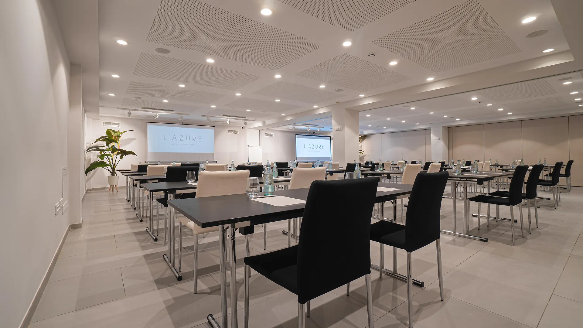 יורט דה מאר L'Azure Hotel 4* Sup